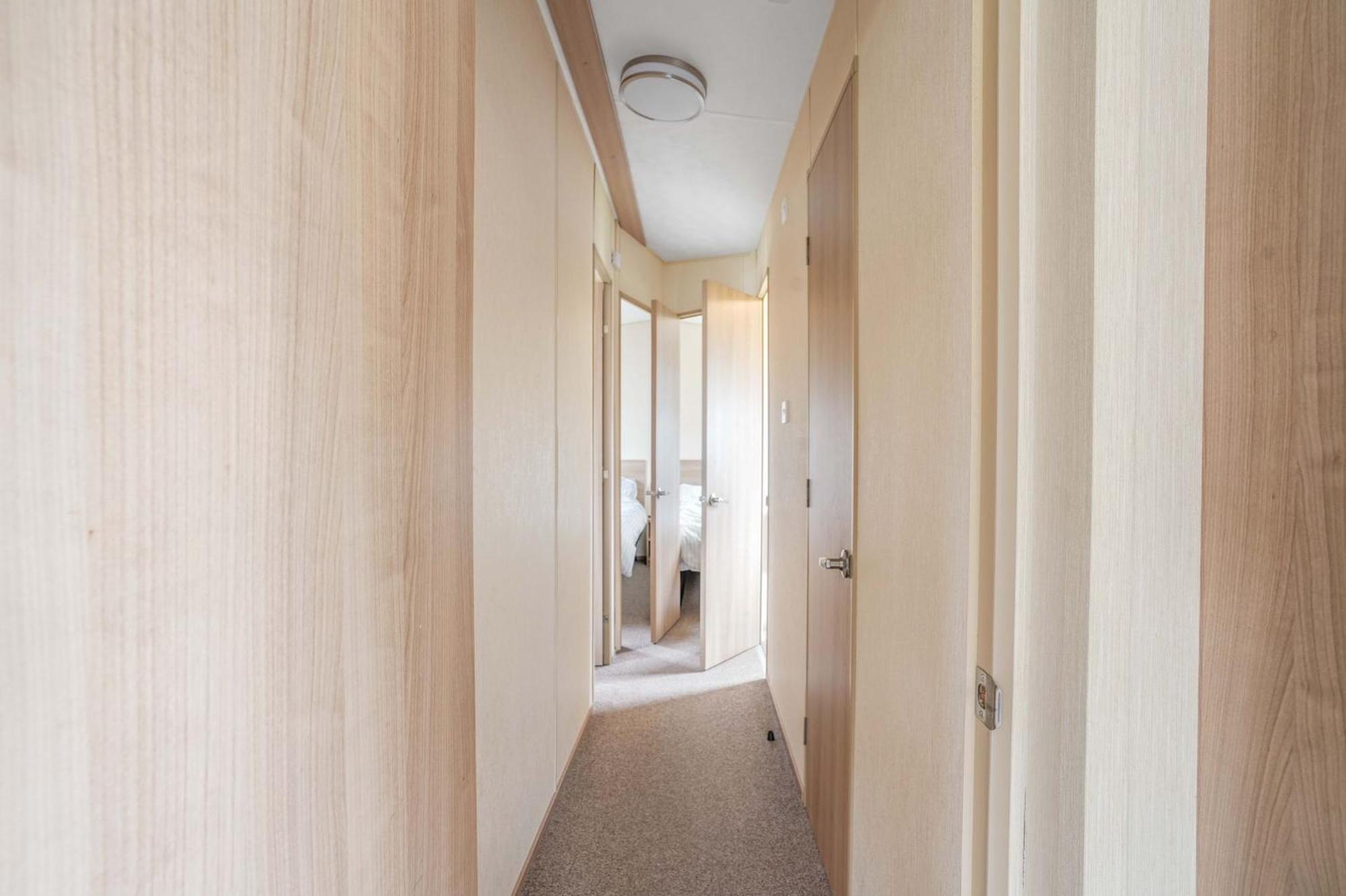 Sunscape Lodge Corton  Buitenkant foto