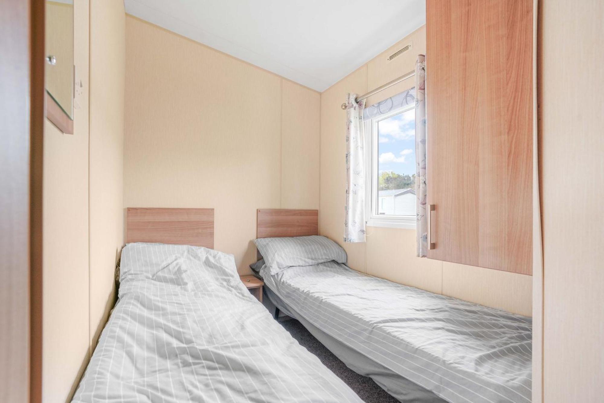 Sunscape Lodge Corton  Buitenkant foto