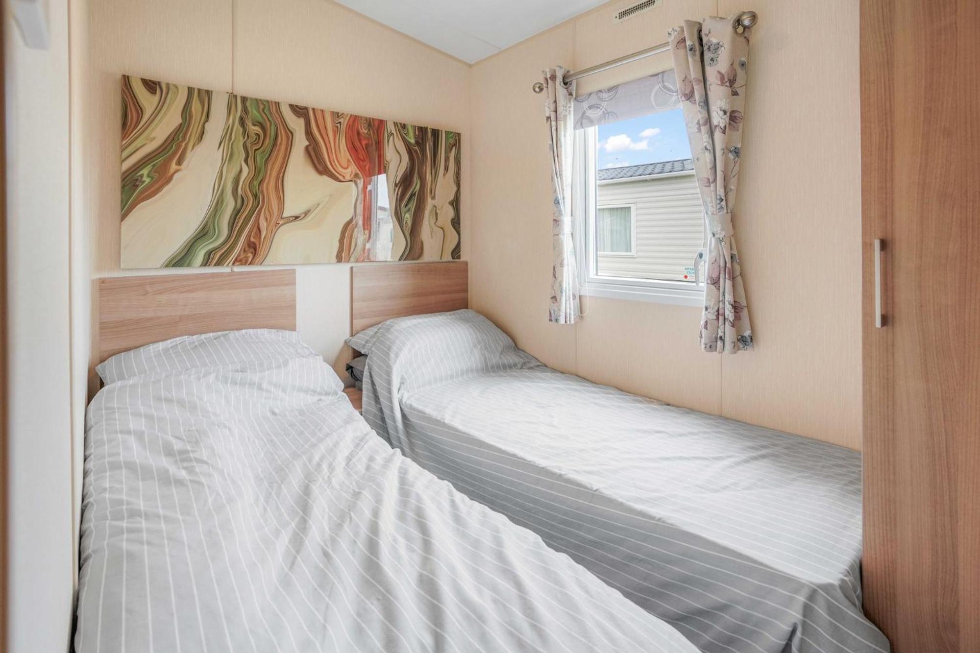 Sunscape Lodge Corton  Buitenkant foto